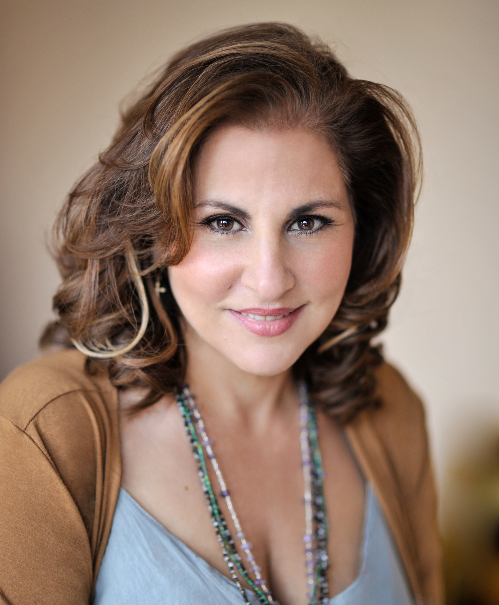 Kathy Najimy body